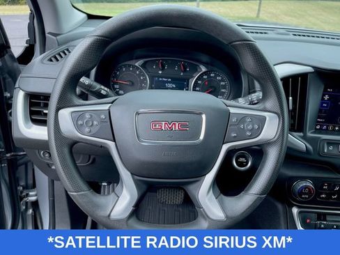 Used 2024 GMC Terrain SLE w/ Driver Convenience Package FWD image 12