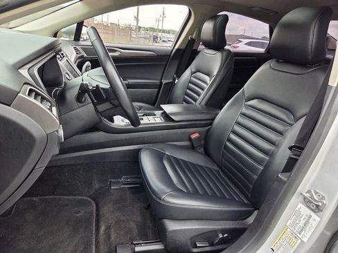 Certified 2019 Ford Fusion SEL FWD image 9
