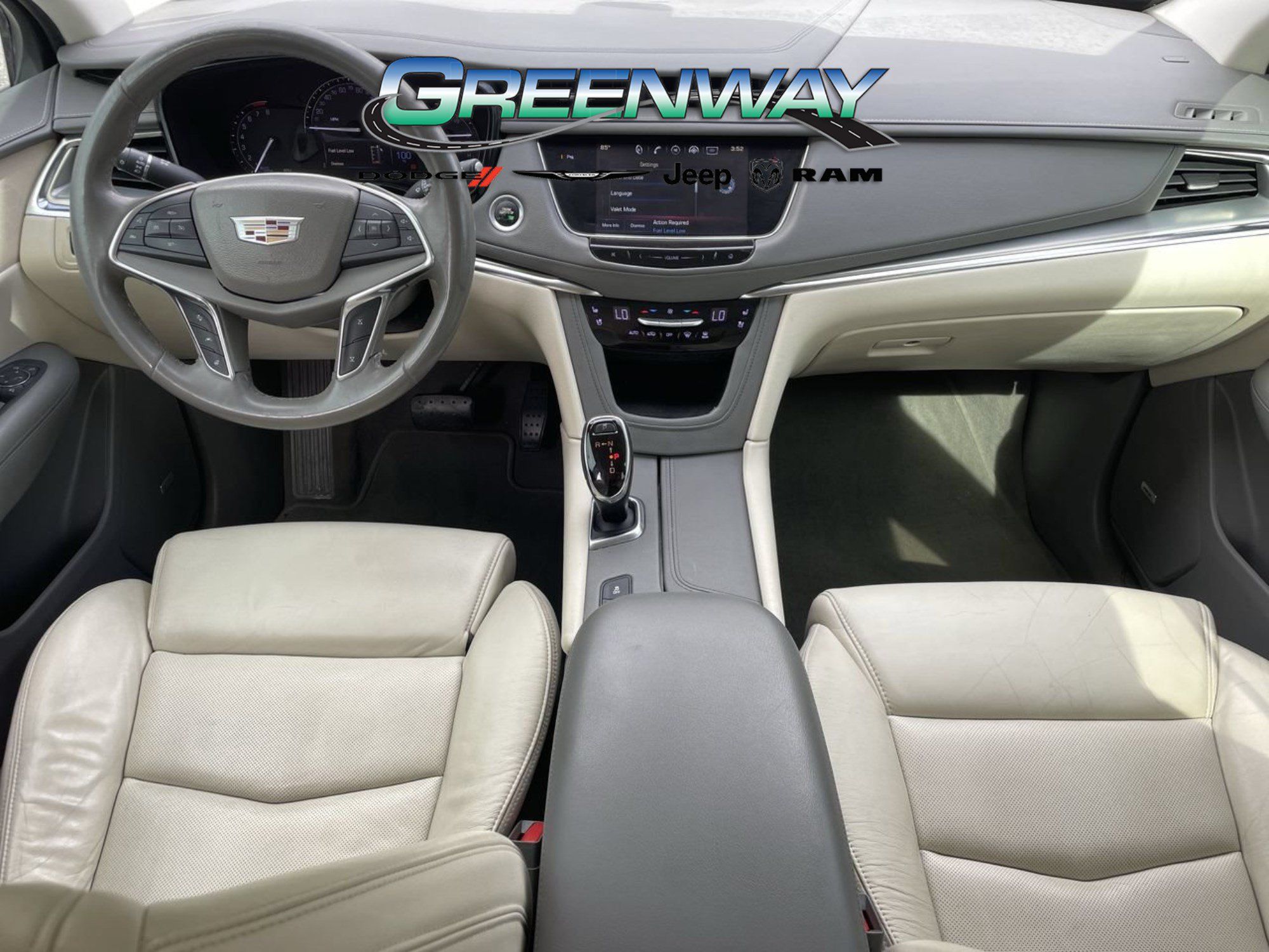 Used 2017 Cadillac XT5 Premium Luxury FWD image 12