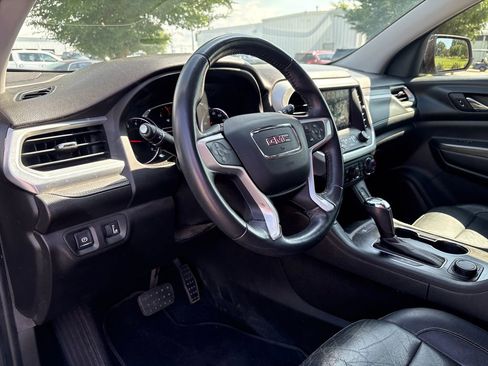 Used 2018 GMC Acadia SLT FWD image 10