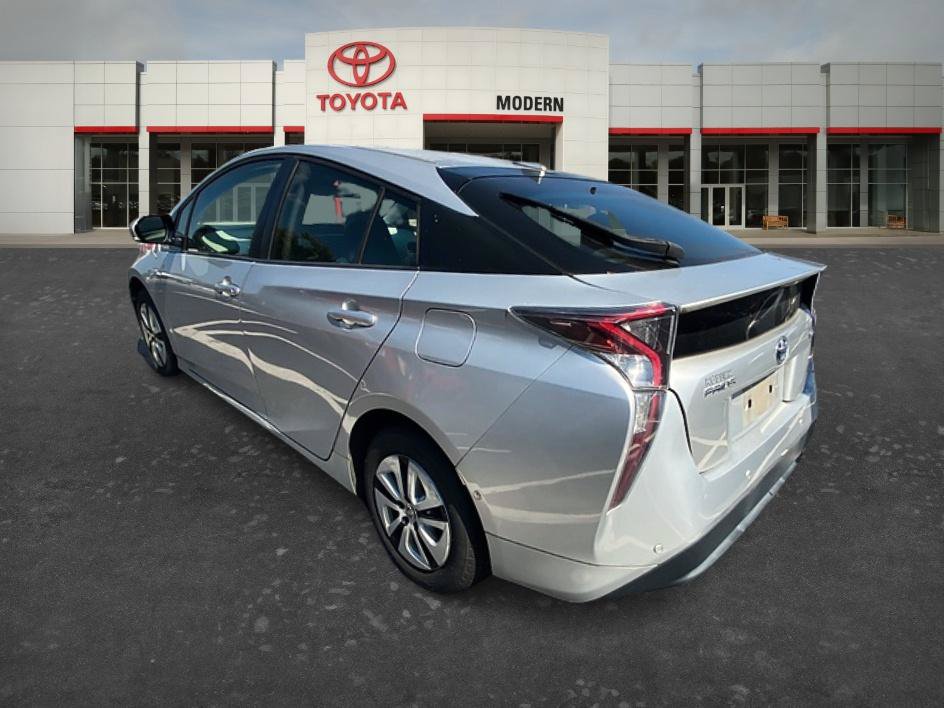 Certified 2018 Toyota Prius Two w/ Prius Two Safety Plus Package FWD image 8