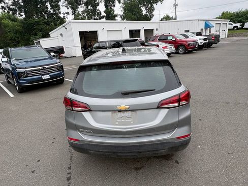 Used 2024 Chevrolet Equinox LS FWD image 4
