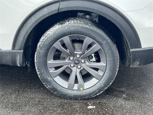 New 2026 Ford Explorer Active w/ Active Comfort Package image 8