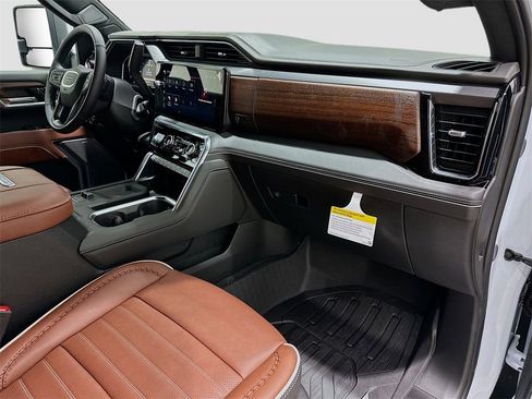 New 2026 GMC Sierra 2500 Denali Ultimate image 31
