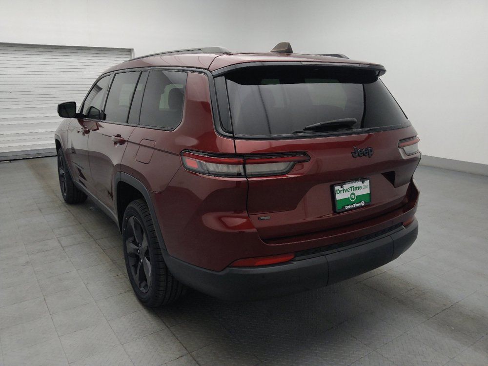 Used 2023 Jeep Grand Cherokee L Laredo RWD image 5