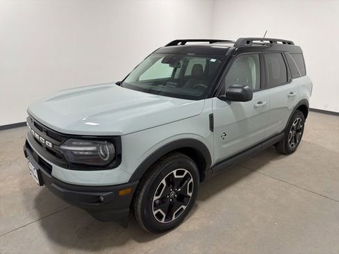 Used 2023 Ford Bronco Sport Outer Banks w/ Tech Package image 7