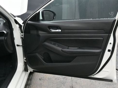 Used 2021 Nissan Altima 2.5 S image 9