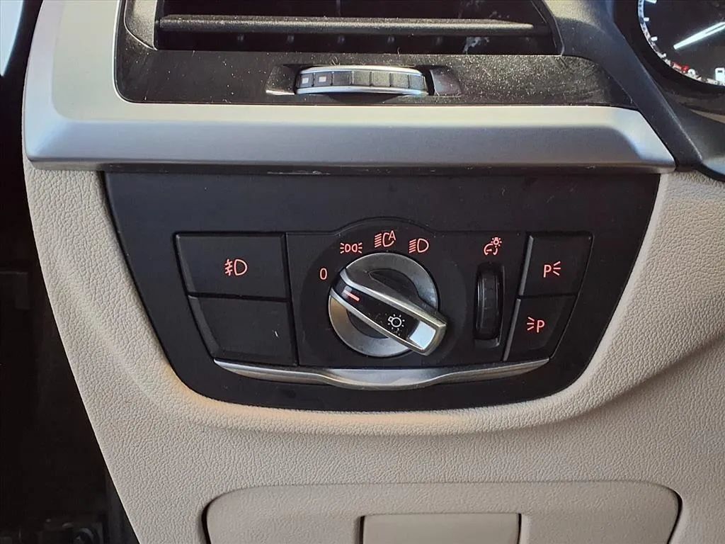 Used 2019 BMW X3 xDrive30i AWD/4WD image 18