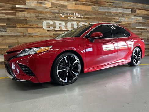 Used 2020 Toyota Camry XSE w/ Driver Assist Package FWD image 16