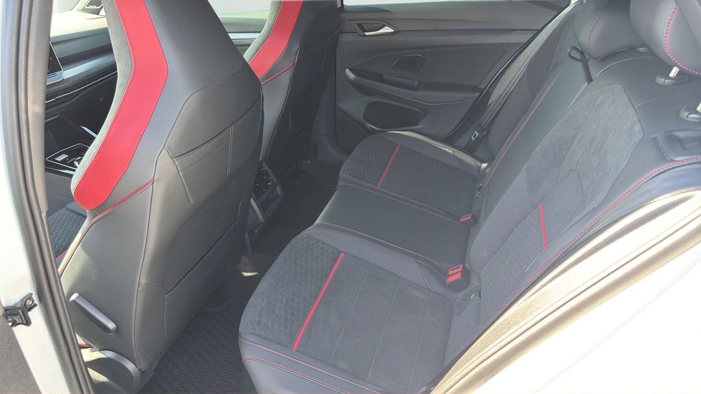 Used 2025 Volkswagen GTI SE FWD image 18