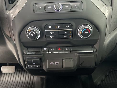 Used 2022 Chevrolet Silverado 2500 W/T w/ WT Convenience Package AWD/4WD image 14