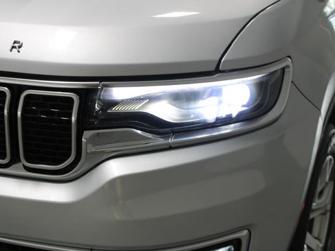 Used 2022 Jeep Wagoneer Series II image 59