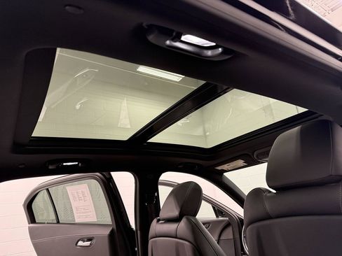 Used 2019 Cadillac XT4 Premium Luxury image 26