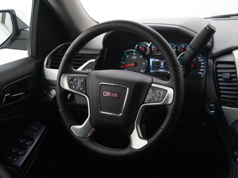Used 2017 GMC Yukon XL SLT image 14