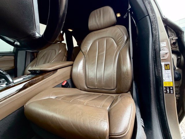 Used 2017 BMW X5 xDrive50i AWD/4WD image 6