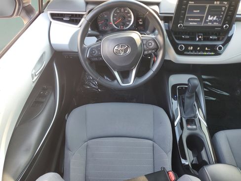 Used 2022 Toyota Corolla SE image 14
