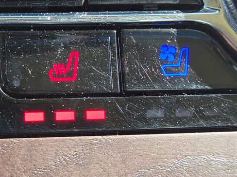 Used 2023 Lincoln Aviator Grand Touring w/ Equipment Group 301A image 5