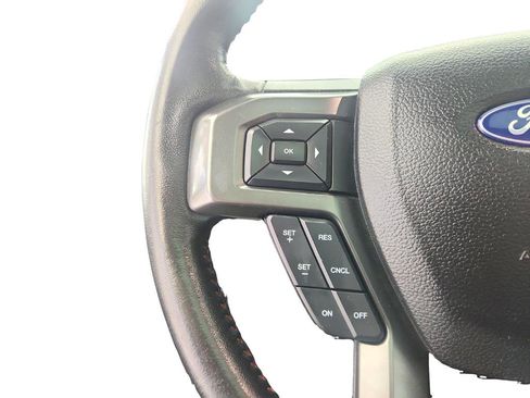 Used 2018 Ford F150 XLT w/ Equipment Group 302A Luxury image 32