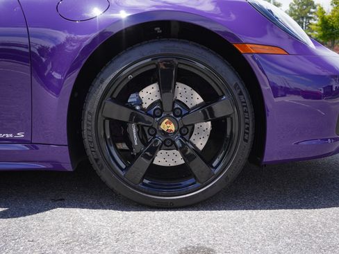 Used 2023 Porsche 911 Carrera S w/ Sport Package RWD image 12