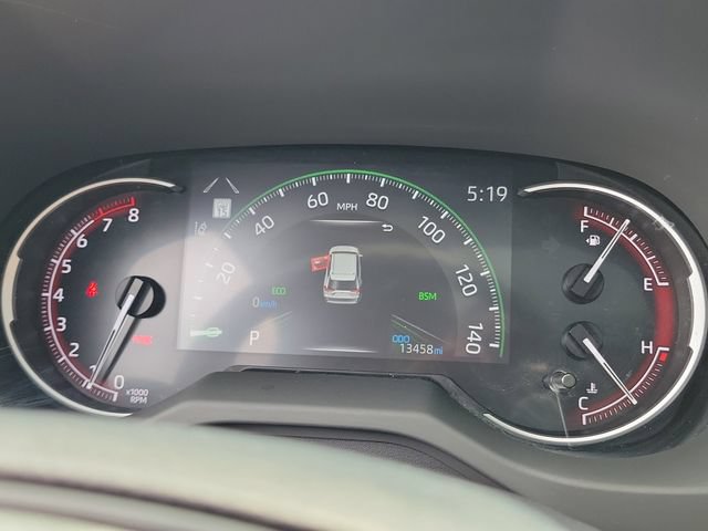 Used 2025 Toyota RAV4 XLE w/ Convenience Package FWD image 26