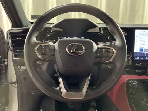 Used 2022 Lexus NX 350 AWD image 21