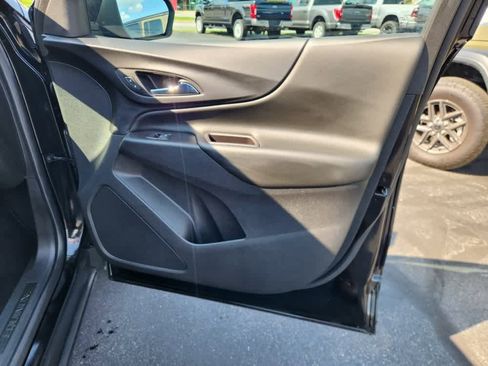 Used 2021 Chevrolet Equinox LT image 10