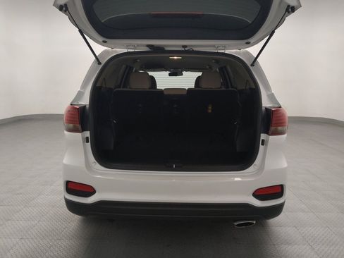 Used 2020 Kia Sorento LX image 29