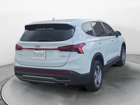 Used 2023 Hyundai Santa Fe SE AWD/4WD image 5