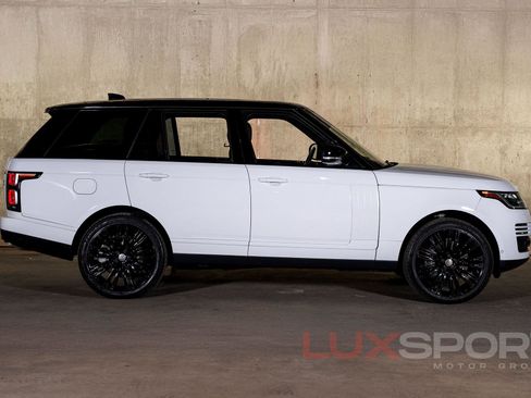 Used 2019 Land Rover Range Rover HSE image 10