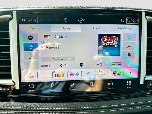 New 2026 Chrysler Pacifica Select w/ S Appearance Package image 18