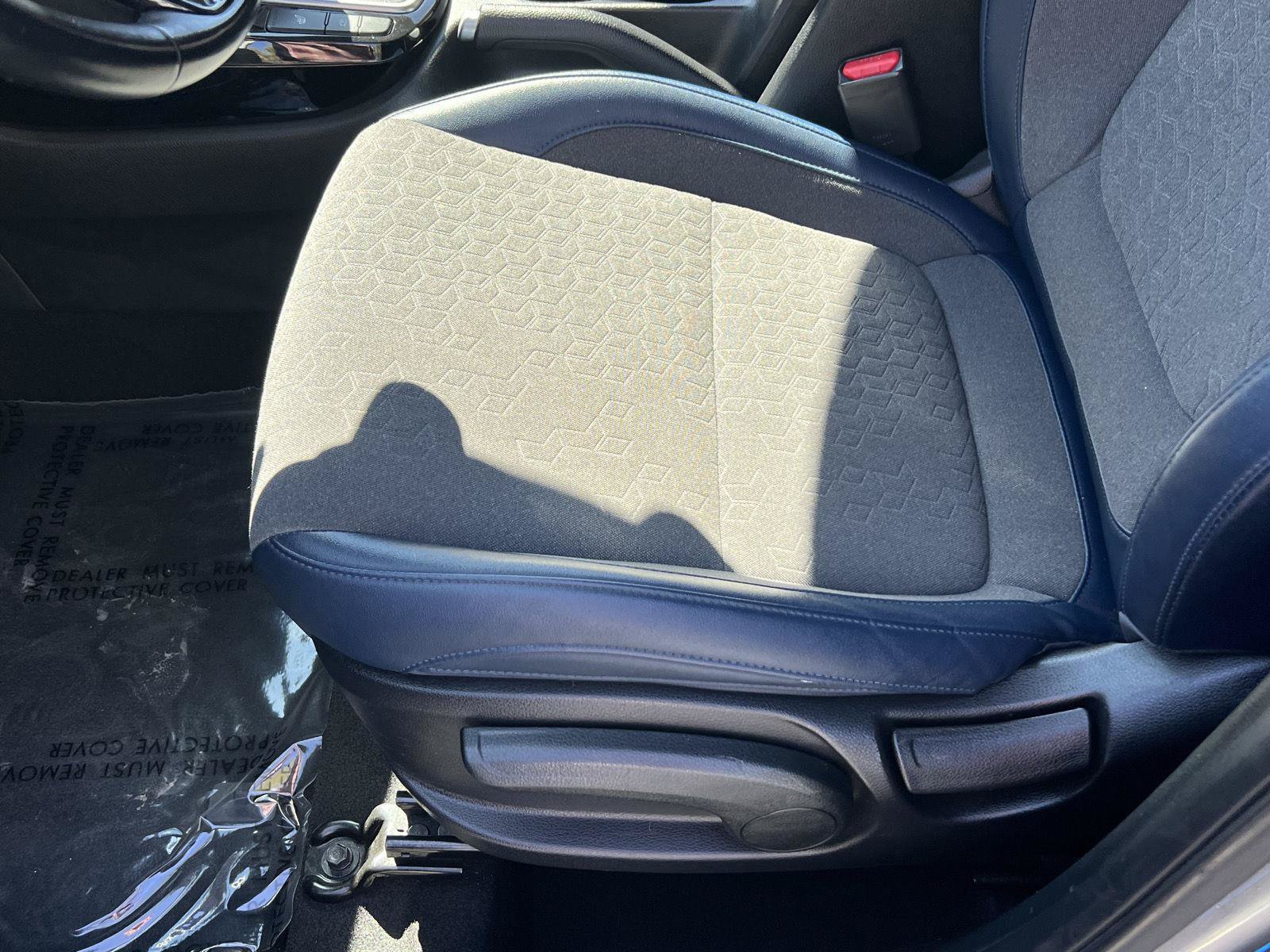 Used 2024 Kia Seltos S AWD/4WD image 30