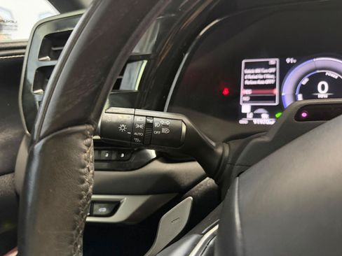 Used 2023 Lexus RX 350 w/ Accessory Package (Z1) AWD/4WD image 32