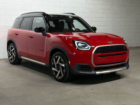 Used 2025 MINI Cooper Countryman S w/ Comfort Package Max AWD/4WD image 6