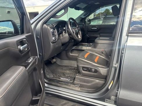 Used 2021 GMC Sierra 1500 AT4 w/ AT4 Premium Package AWD/4WD image 11