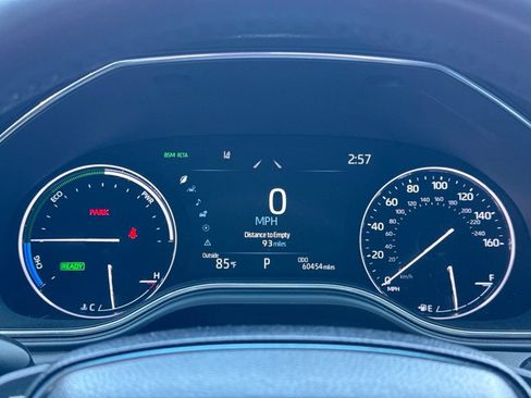 Used 2022 Toyota Avalon XSE FWD image 10