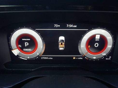 Used 2023 Nissan Pathfinder Platinum FWD image 7
