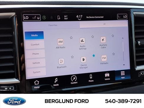 Used 2023 Chrysler Pacifica Touring-L FWD image 25