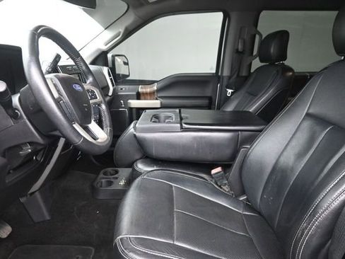Used 2018 Ford F150 Lariat AWD/4WD image 16