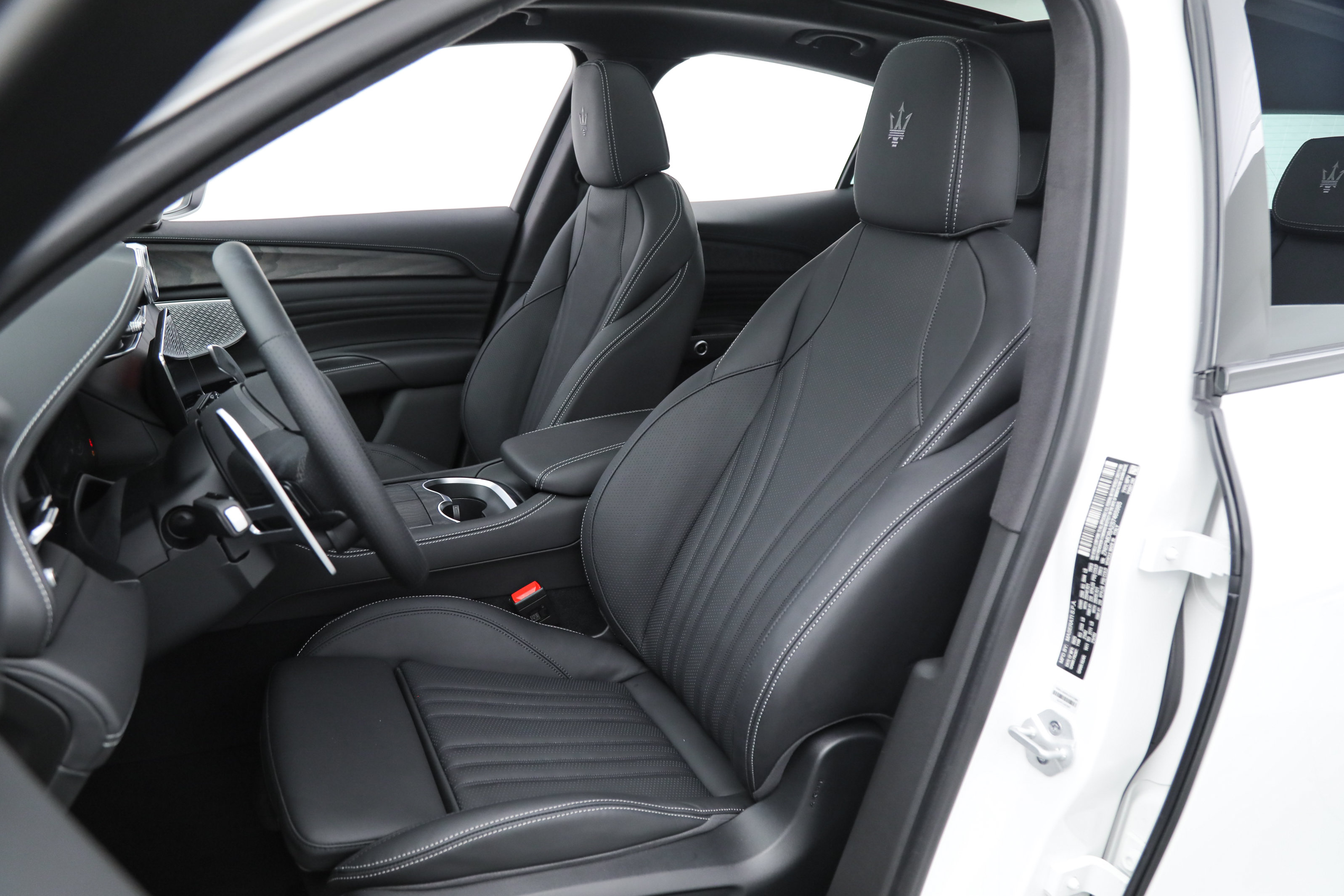 New 2025 Maserati Grecale Modena AWD/4WD image 18