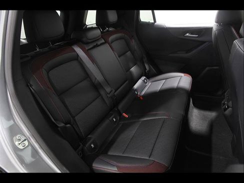 Used 2026 Chevrolet Equinox RS w/ Convenience Package III AWD/4WD image 18