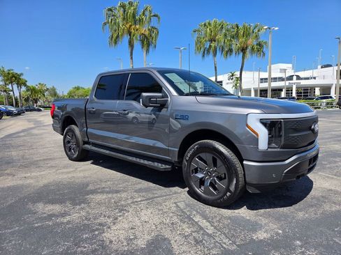 Used 2025 Ford F150 Lightning Flash image 1