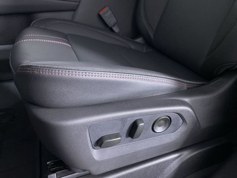 New 2026 Chevrolet Suburban RST w/ Comfort Package AWD/4WD image 10