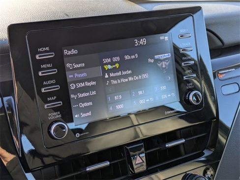 Used 2022 Toyota Camry SE image 25