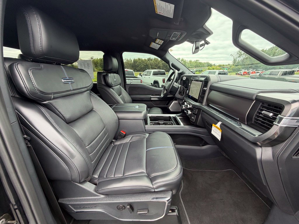 Used 2026 Ford F450 Platinum AWD/4WD image 24