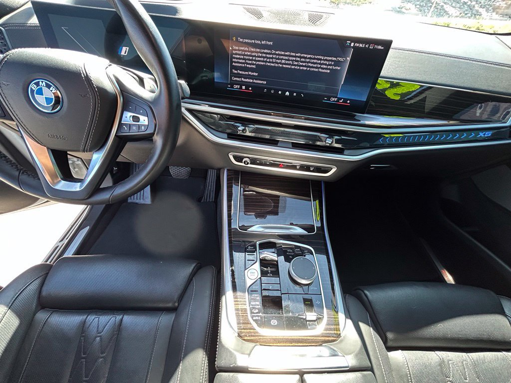 Used 2025 BMW X5 xDrive50e AWD/4WD image 19