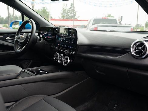 Used 2024 Chevrolet Blazer EV LT image 41