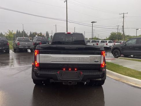 Used 2019 Ford F450 Platinum w/ Platinum Ultimate Package AWD/4WD image 4