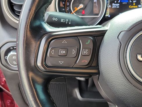 Used 2021 Jeep Gladiator Sport image 26