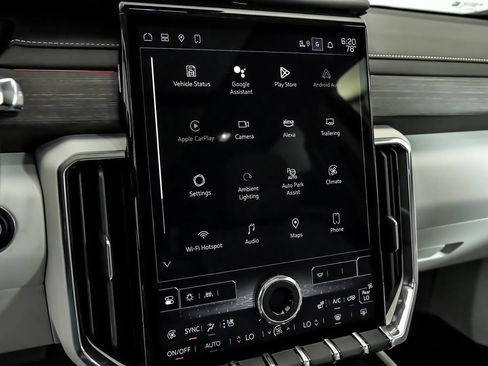 New 2027 GMC Acadia Denali w/ Denali Reserve Package AWD/4WD image 13