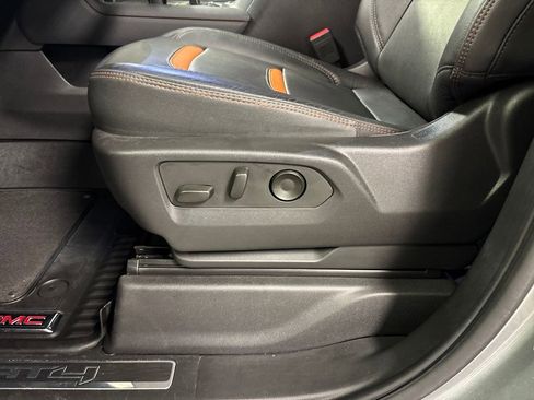 Used 2023 GMC Sierra 1500 AT4 w/ Technology Package image 25